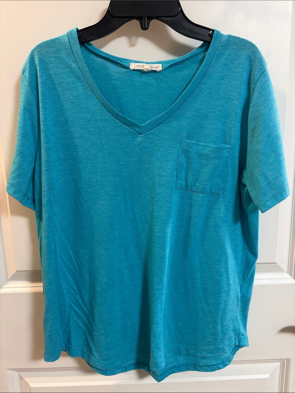 WISHFUL PARK Casual V-Neck Pocket Tee in Bright Teal